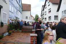 Fronleichnamsprozession durch die Straßen von Naumburg (Foto: Karl-Franz Thiede)